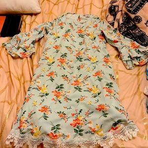 Girls floral dress